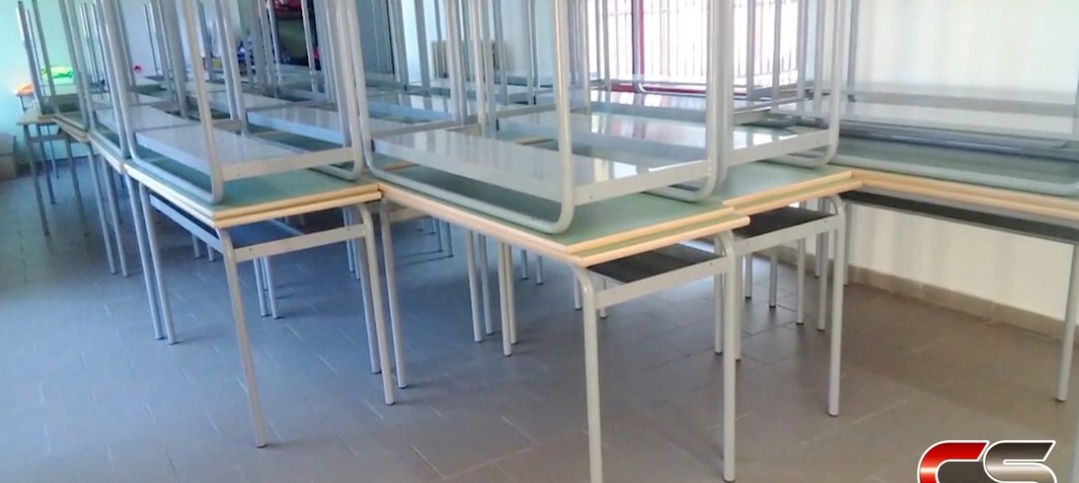 Acquistato arredo scolastico